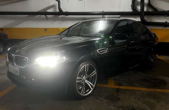 BMW-M5-2013