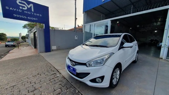 HYUNDAI HB20S 1.6 PREMIUM 16V FLEX 4P AUTOMÁTICO