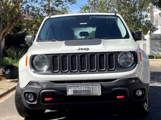 JEEP-RENEGADE-2.0 16V TURBO DIESEL TRAILHAWK 4P 4X4 AUTOMÁTICO JEEP-RENEGADE-2016