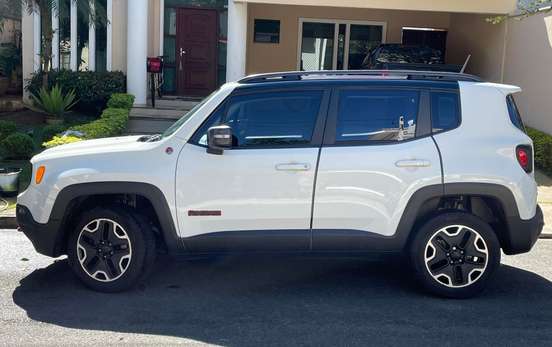 JEEP-RENEGADE-2016