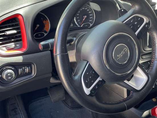 JEEP-RENEGADE-2.0 16V TURBO DIESEL TRAILHAWK 4P 4X4 AUTOMÁTICO JEEP-RENEGADE-2016