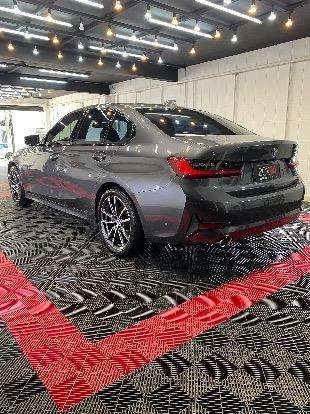 BMW-320i-2020