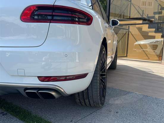 PORSCHE-MACAN-3.6 24V V6 TURBO GASOLINA 4P AUTOMÁTICO PORSCHE-MACAN-2015