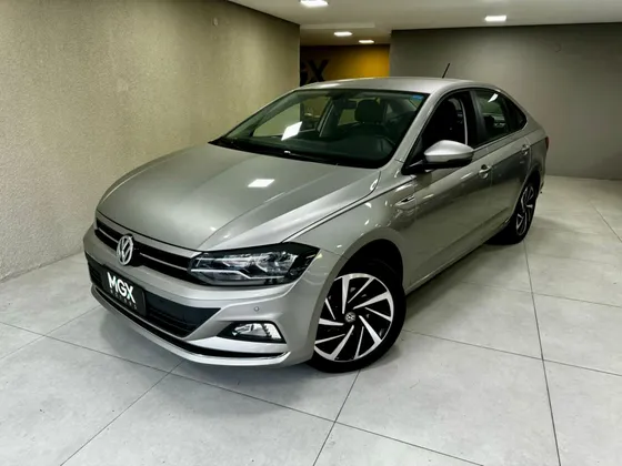 VOLKSWAGEN VIRTUS 1.0 200 TSI HIGHLINE AUTOMÁTICO