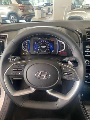 HYUNDAI-CRETA-2024