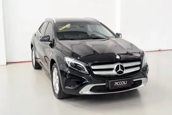 MERCEDES-BENZ GLA 200 1.6 CGI ADVANCE 16V TURBO FLEX 4P AUTOMÁTICO