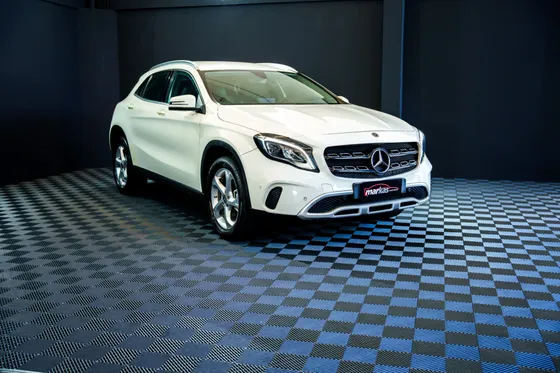 MERCEDES-BENZ GLA 200 1.6 CGI FLEX ADVANCE 7G-DCT