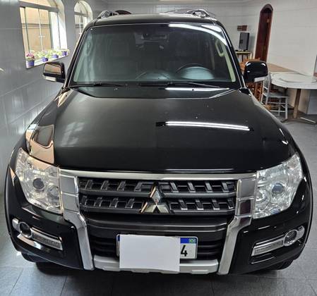 MITSUBISHI PAJERO FULL 3.2 HPE 4X4 16V TURBO INTERCOOLER DIESEL 4P AUTOMÁTICO