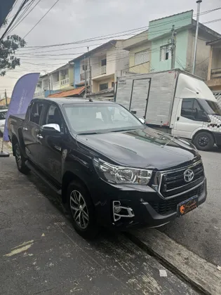 TOYOTA HILUX 2.8 SRV 4X4 CD 16V DIESEL 4P AUTOMÁTICO