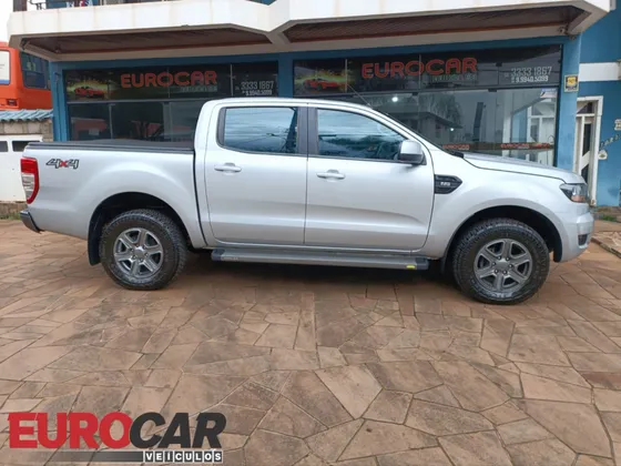 FORD RANGER 2.2 XLS 4X4 CD 16V DIESEL 4P AUTOMÁTICO