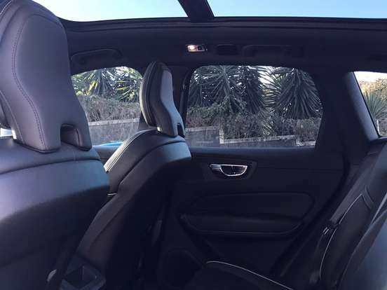 VOLVO-XC60-2.0 T8 HYBRID R-DESIGN AWD GEARTRONIC VOLVO-XC60-2019