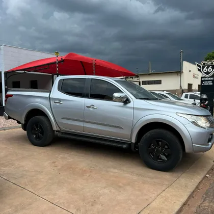 MITSUBISHI L200 TRITON 2.4 16V TURBO DIESEL SPORT HPE TOP CD 4P 4X4 AUTOMÁTICO