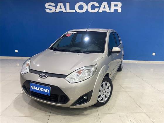 FORD FIESTA 1.6 ROCAM SEDAN 8V FLEX 4P MANUAL