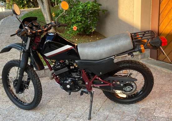 HONDA-XLX 250R-1987