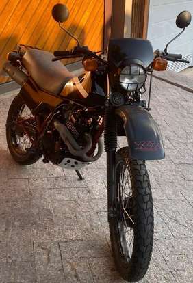 HONDA-XLX 250R-1987
