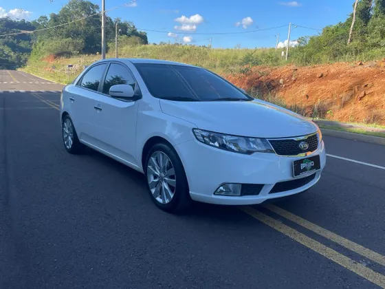 KIA CERATO 1.6 EX3 SEDAN 16V GASOLINA 4P AUTOMÁTICO