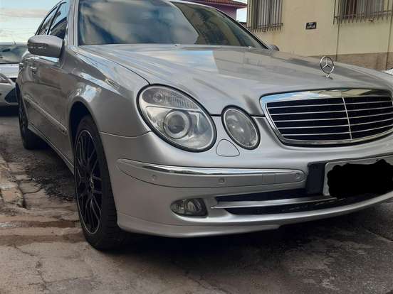 MERCEDES-BENZ-E 500-5.0 AVANTGARDE V8 GASOLINA 4P AUTOMÁTICO MERCEDES-BENZ-E 500-2005