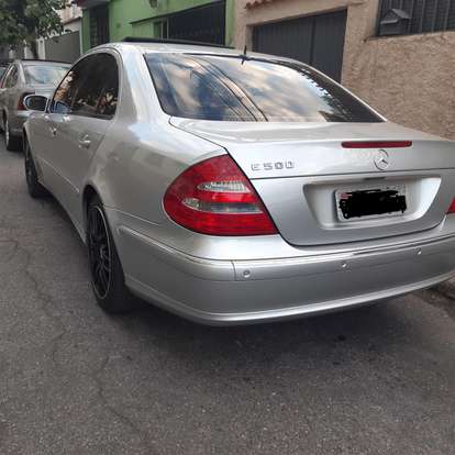 MERCEDES-BENZ-E 500-2005