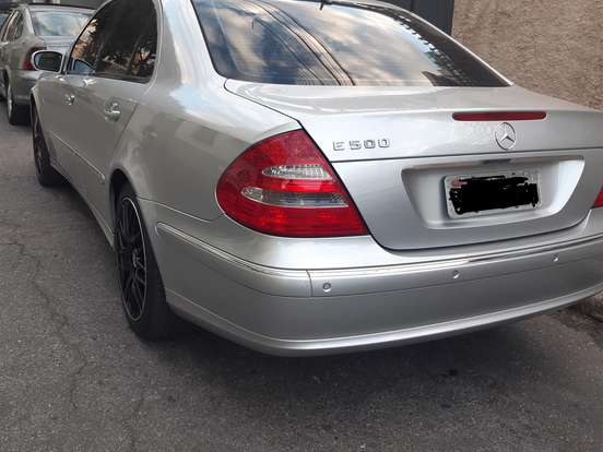 MERCEDES-BENZ-E 500-5.0 AVANTGARDE V8 GASOLINA 4P AUTOMÁTICO MERCEDES-BENZ-E 500-2005