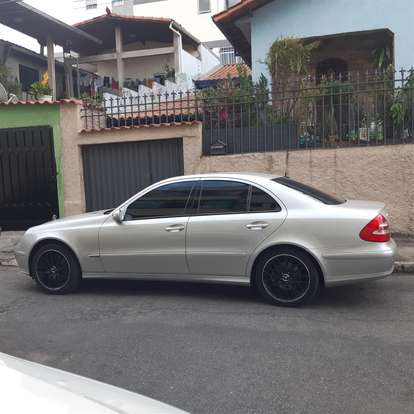 MERCEDES-BENZ-E 500-2005