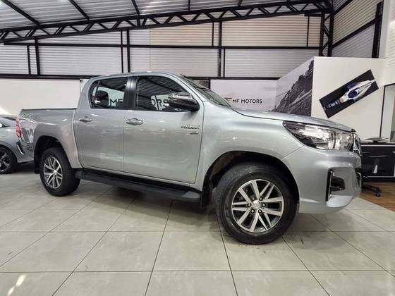 HILUX