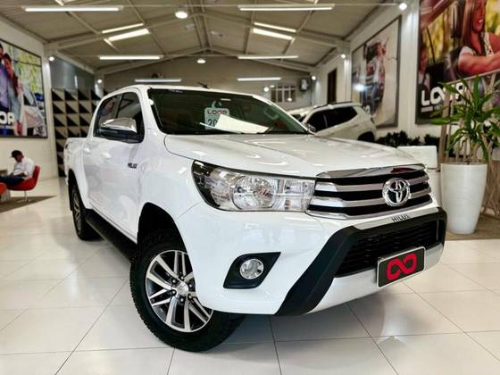 TOYOTA HILUX 2.7 SRV 4X4 CD 16V FLEX 4P AUTOMÁTICO