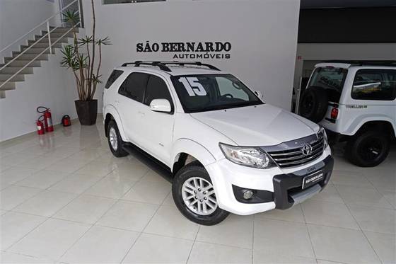 TOYOTA HILUX SW4 2.7 SR 4X2 16V FLEX 4P AUTOMÁTICO