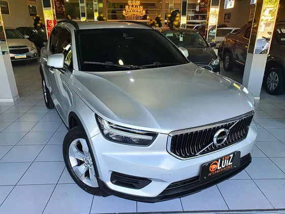 VOLVO XC40 2.0 T4 GASOLINA GEARTRONIC