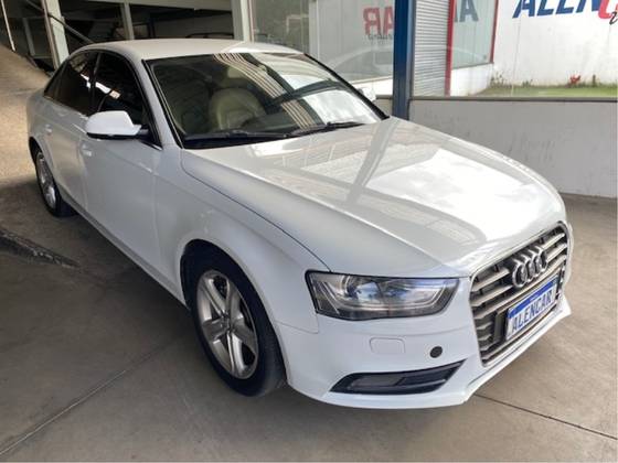 AUDI A4 1.8 TFSI ATTRACTION GASOLINA 4P MULTITRONIC