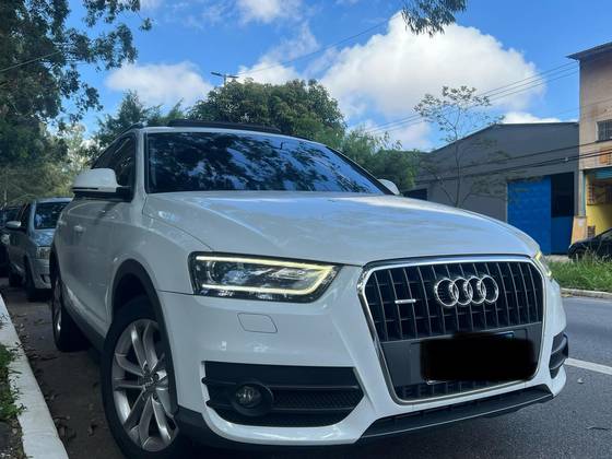 AUDI Q3 2.0 TFSI AMBIENTE QUATTRO 4P GASOLINA S TRONIC