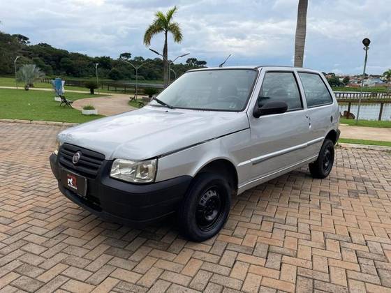 FIAT UNO 1.0 MPI MILLE WAY ECONOMY 8V FLEX 4P MANUAL