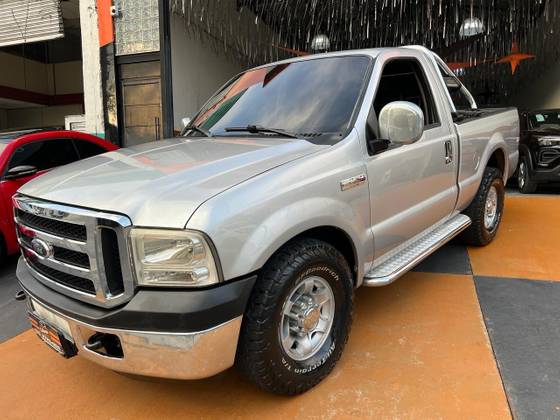 FORD F-250 4.2 XLT 4X2 CS TURBO INTERCOOLER DIESEL 2P MANUAL