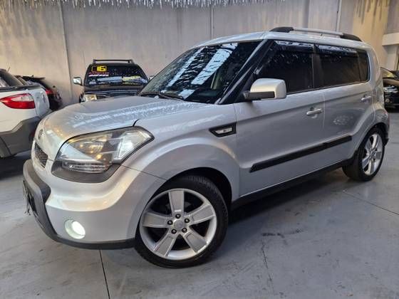 KIA SOUL 1.6 U.111 16V FLEX 4P AUTOMÁTICO