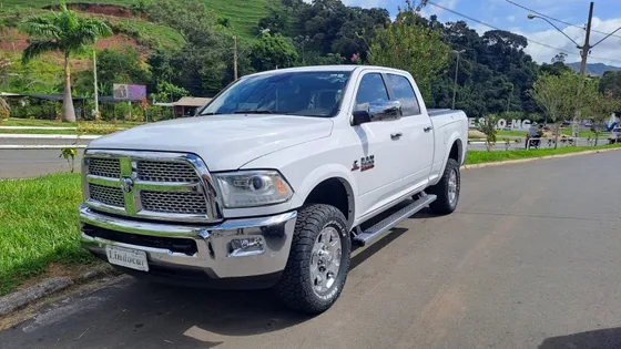 RAM 2500 6.7 LARAMIE 4X4 CD I6 TURBO DIESEL 4P AUTOMÁTICO