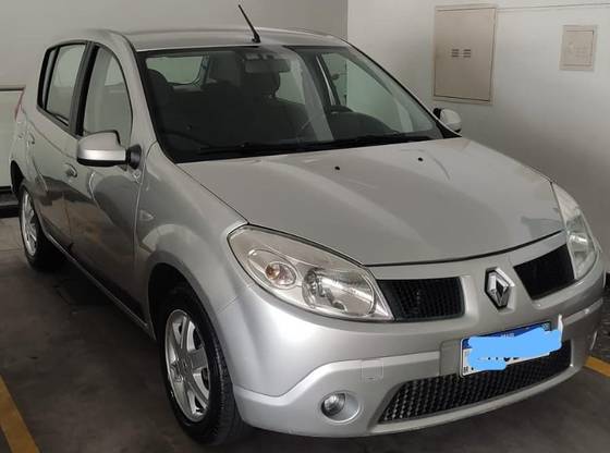 RENAULT SANDERO 1.6 PRIVILÈGE 8V FLEX 4P MANUAL