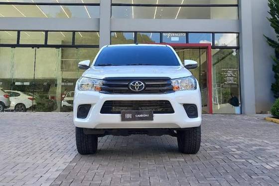 TOYOTA HILUX 2.8 NARROW 4X4 CD 16V DIESEL 4P MANUAL