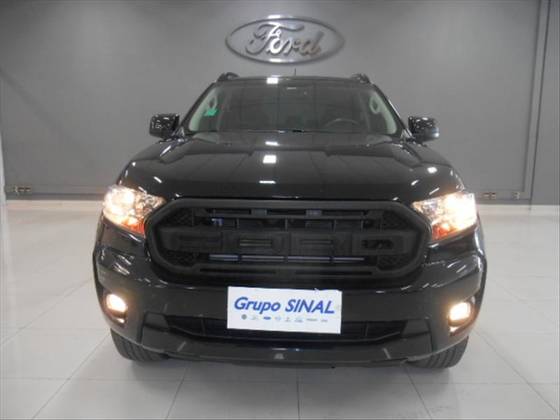 FORD RANGER 2.2 BLACK 4X2 CD 16V DIESEL 4P AUTOMÁTICO