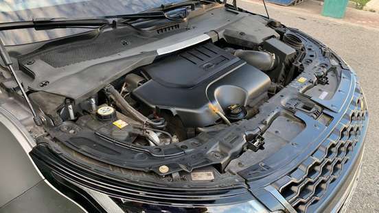 LAND ROVER-RANGE ROVER EVOQUE-2.0 P250 FLEX R-DYNAMIC SE AWD AUTOMÁTICO LAND ROVER-RANGE ROVER EVOQUE-2019