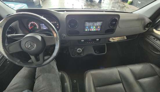MERCEDES-BENZ-SPRINTER-2020