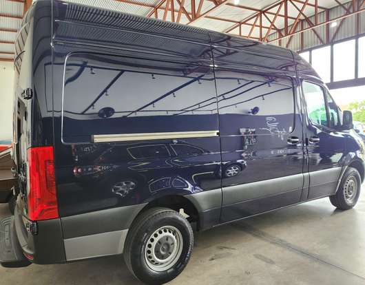 MERCEDES-BENZ-SPRINTER-2020