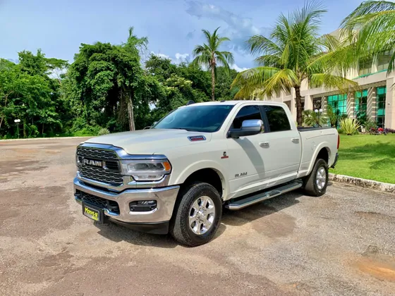 RAM 2500 6.7 I6 TURBO DIESEL LARAMIE CD 4X4 AUTOMÁTICO