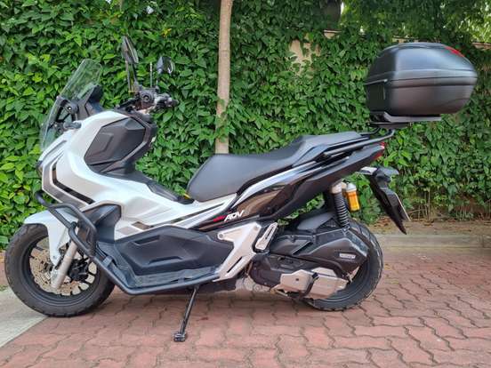 HONDA-ADV-2022