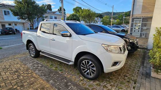 NISSAN FRONTIER 2.3 16V TURBO DIESEL XE CD 4X4 AUTOMÁTICO