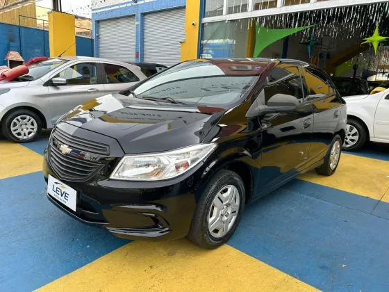 CHEVROLET ONIX 1.0 MPFI LS 8V FLEX 4P MANUAL