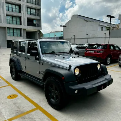 JEEP WRANGLER 3.6 UNLIMITED SPORT 4X4 V6 GASOLINA 4P AUTOMÁTICO