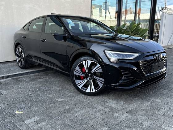 AUDI Q8 E-TRON 55 ELÉTRICO SPORTBACK PERFORMANCE BLACK QUATTRO