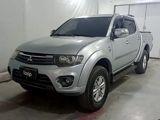 MITSUBISHI L200 TRITON 3.2 HPE 4X4 CD 16V TURBO INTERCOOLER DIESEL 4P AUTOMÁTICO