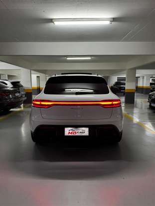 PORSCHE-MACAN-2022