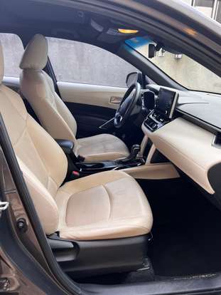 TOYOTA-COROLLA CROSS-2021