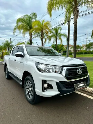 TOYOTA HILUX 2.8 SRV 4X4 CD 16V DIESEL 4P AUTOMÁTICO